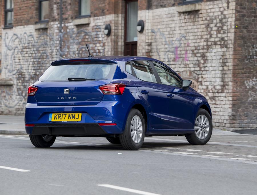  Seat Ibiza 2017 года  (UK) (фото 12 из 40)